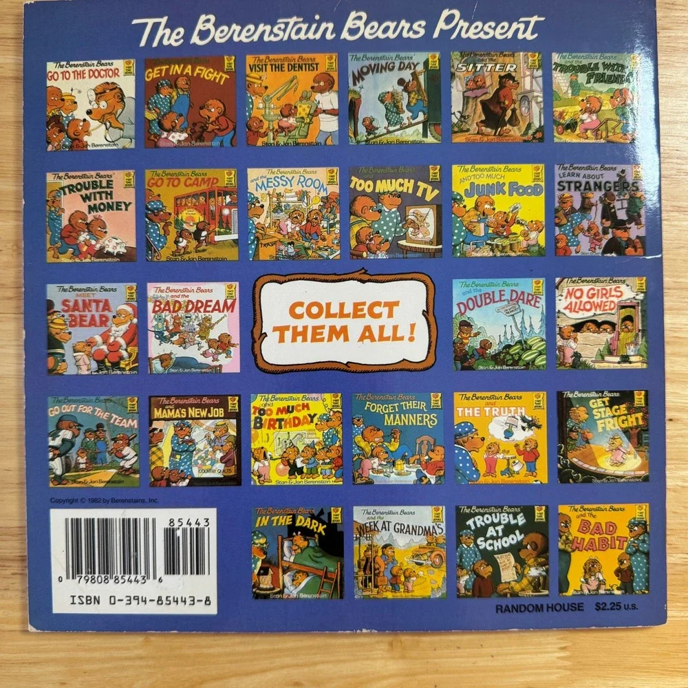 The Berenstain Bears In The Dark First Time Book Stan Jan Berenstain 1982‎